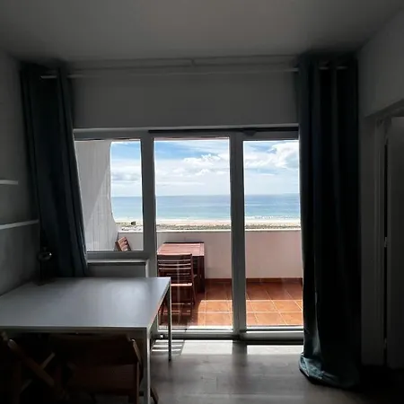 Apartment Seaview, Front,